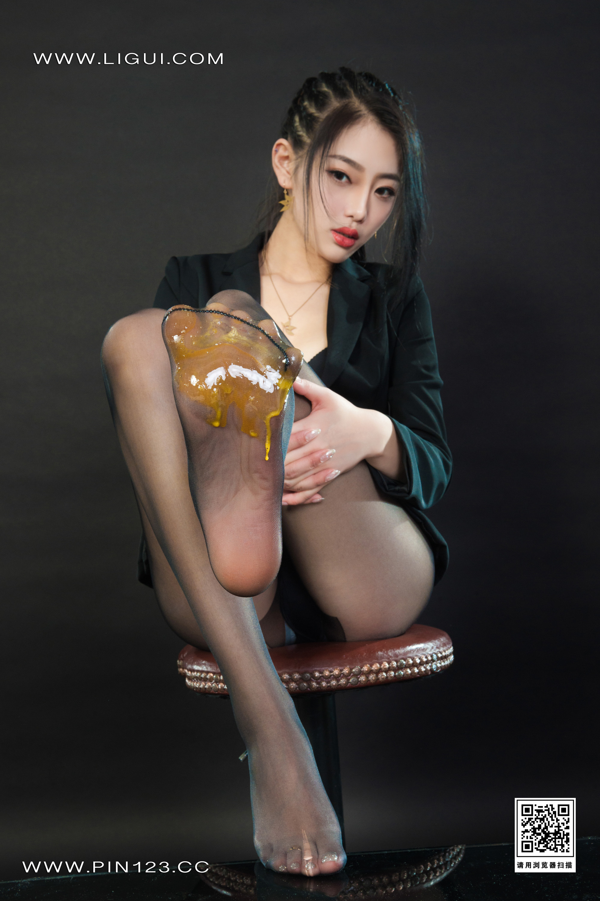 Ligui丽柜 2022.05.23《足下生情》小智贤